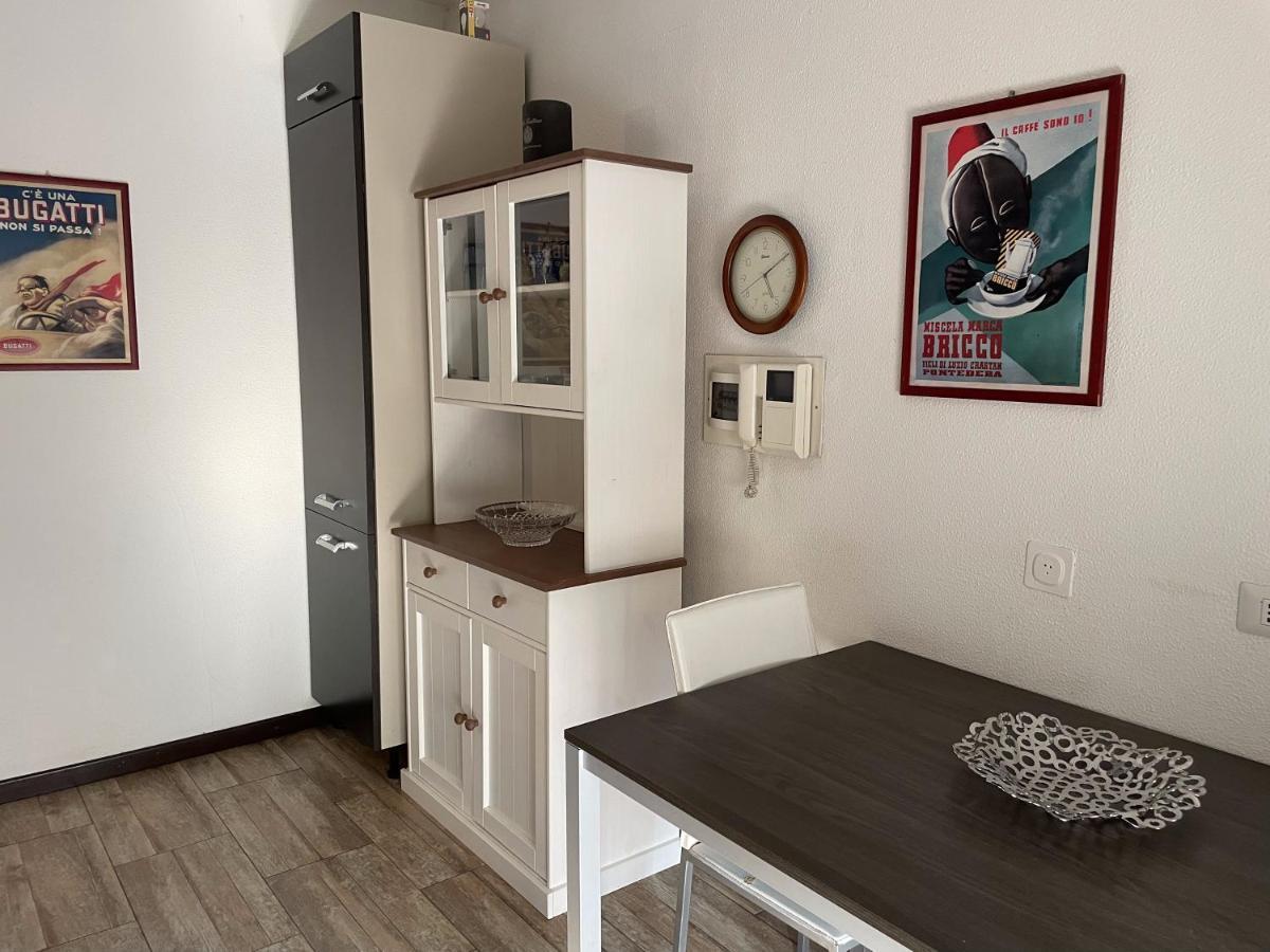 120 Mq Vicino A Banca Mediolanum E Ospedale Humanitas Apartment Базильо Екстериор снимка